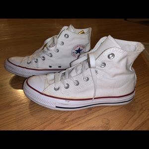 Women’s  High Top White Converse Size US 7.5